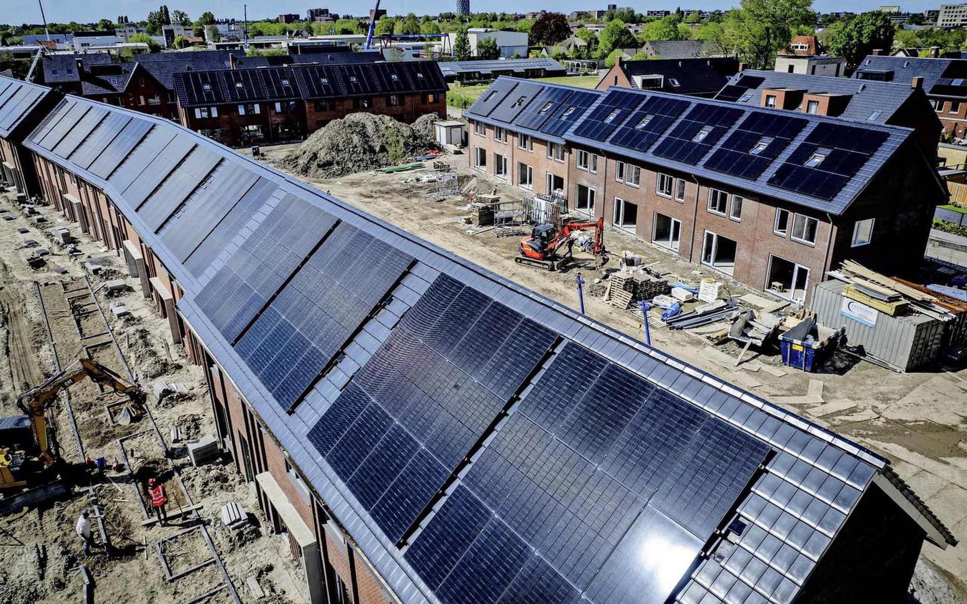 Naast Eneco komen ook Vattenfall en Essent met terugleverkosten zonnestroom