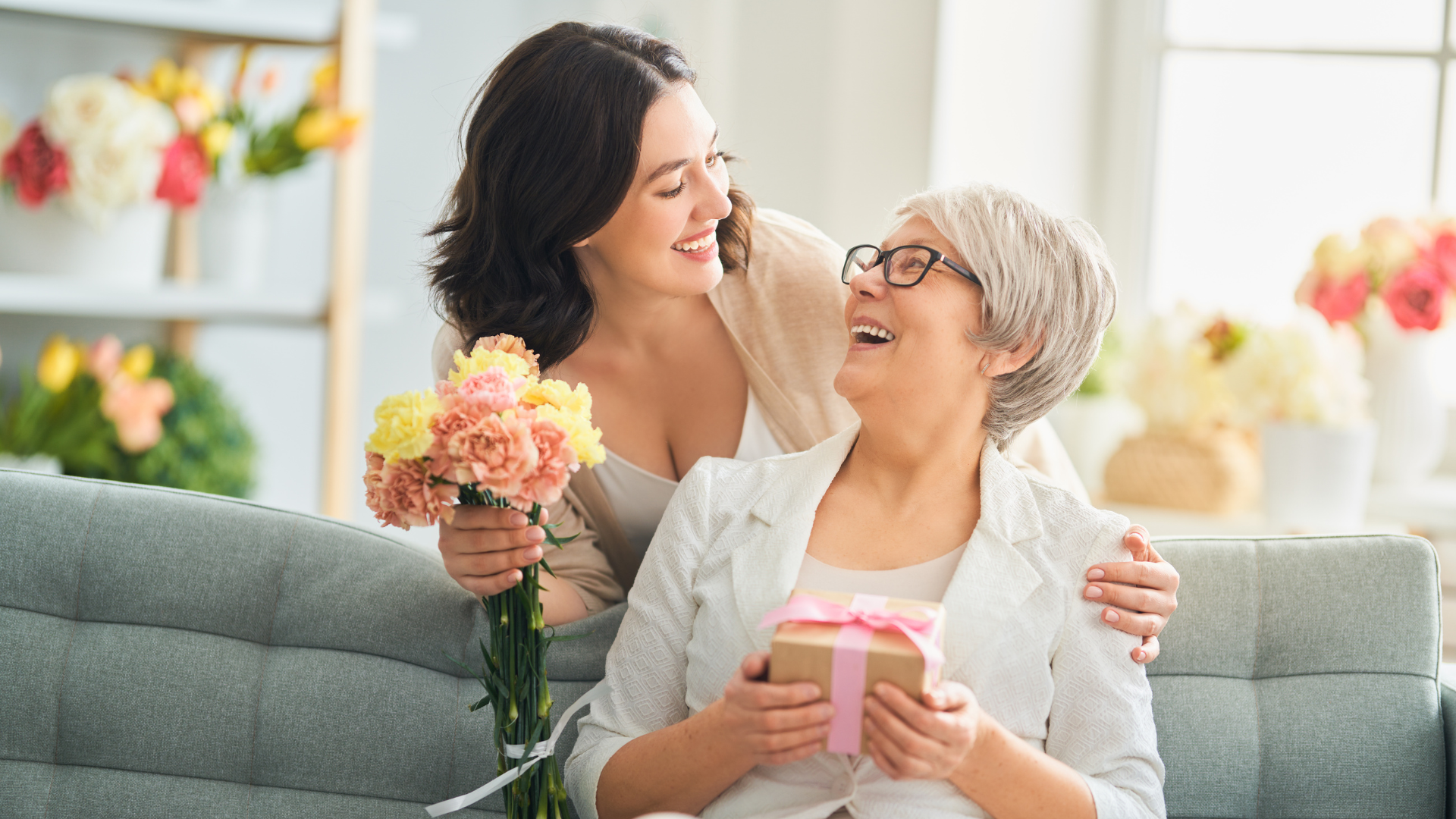 Zó kun je je moeder extra speciaal laten voelen op moederdag (zonder dat het je geld kost)