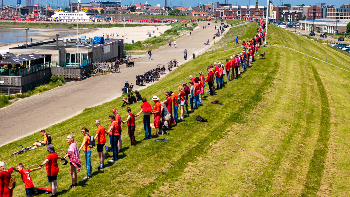 Tienduizenden mensen komen in actie tegen het klimaatbeleid van het kabinet