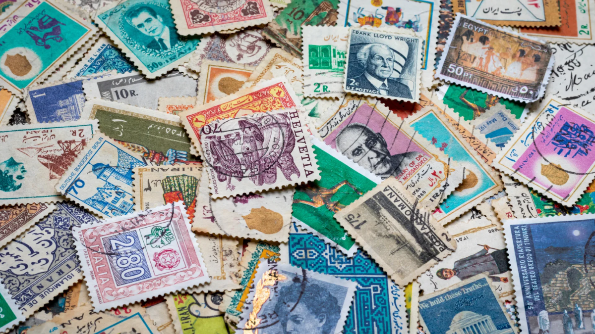 Heb jij nog postzegels in huis liggen? Dit zijn je oude postzegels nu waard!