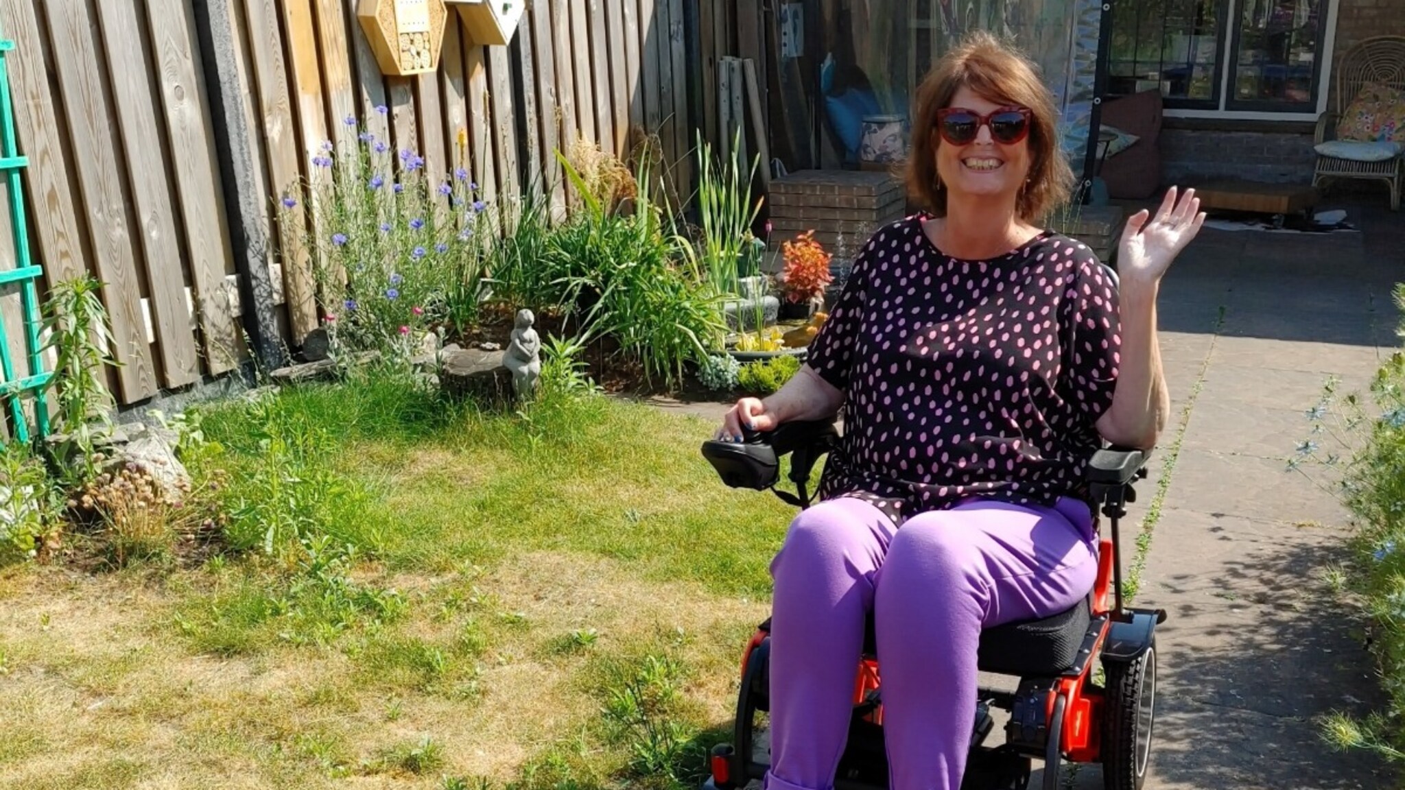 Felle kritiek op zelfscan AH: Pien kan met haar rolstoel niet afrekenen