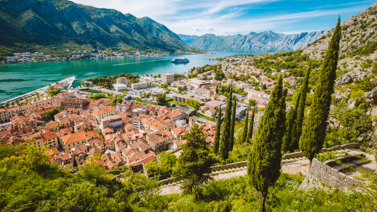 Weet jij nog niet waar je naar toe wilt op vakantie? Dit zijn de leukste en betaalbare zomerbestemmingen!