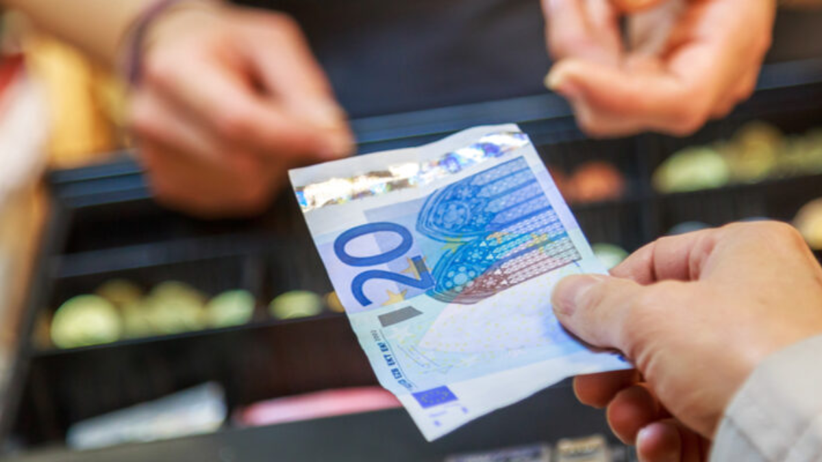 Contante betalingen straks niet meer mogelijk in bepaalde sectoren