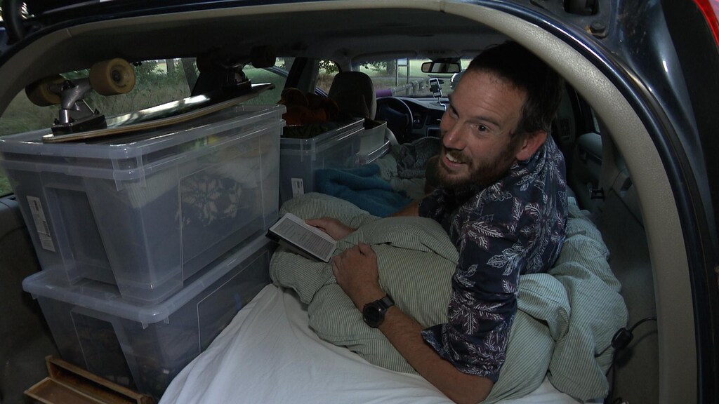 Schokkende ontwikkeling: Steeds meer Nederlanders wonen in een auto