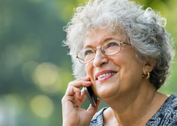Annelies past niet op haar kleinkinderen: “Ik wil mij niet laten beperken in mijn leven”
