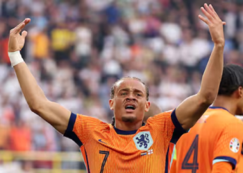 Live update EK: Oranje en Engeland op 1-1, Memphis valt geblesseerd uit