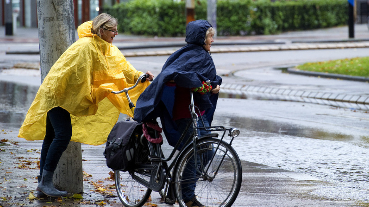 Morgen maar 15 graden: ‘Weer een dieptepunt, waar blijft toch de zomer?’