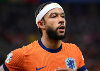 Buitenland omschrijft Memphis als de Nederlandse Ronaldo: “Vloek voor eigen team”