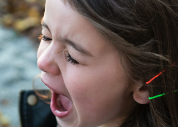 Rebecca (32): ‘Mijn dochter (9) is hondsbrutaal, ook tegen vreemden’