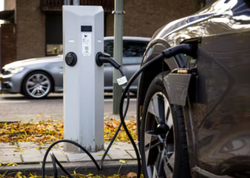 Hoge prijzen zorgen voor minder interesse in elektrisch rijden