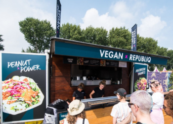 Vegan-trucks steeds minder populair op festivals: “Iedereen vraagt om vlees”