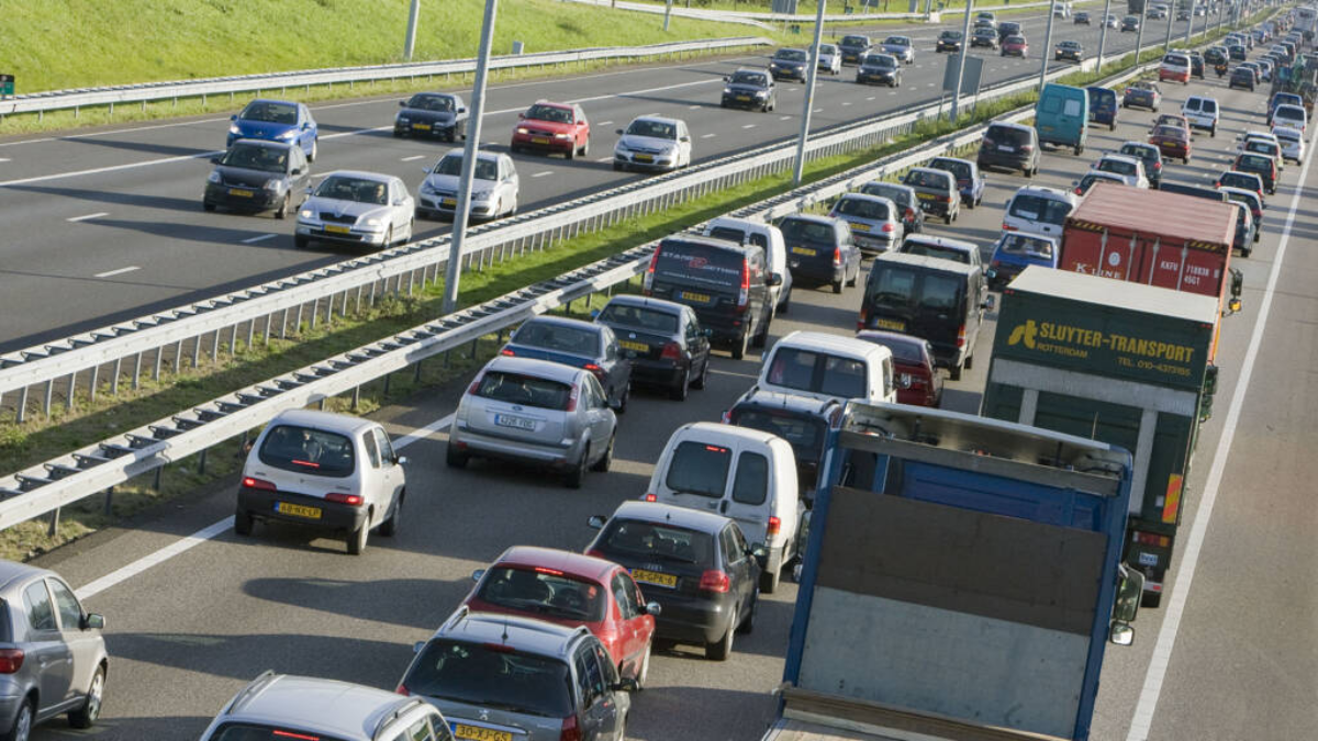 Vanaf vandaag: werkgevers verplicht om jouw reisgedrag bij te houden