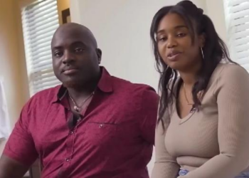 “Ik geef mijn man borstvoeding. Hij kan mijn melk gewoon niet weerstaan”