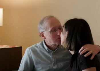 David (70) haalt Jacky (28) uit Azië: “Ze wil zo graag met mij trouwen”