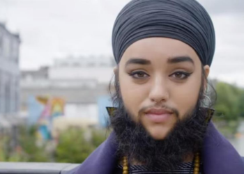 ‘Meer vrouwen laten haar gezichtshaar groeien als bewijs dat baarden niet alleen voor mannen zijn’