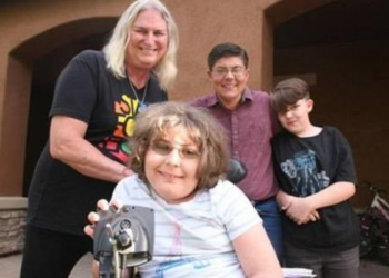 In dit gezin is iedereen transgender: “We gaan allemaal van geslacht veranderen”