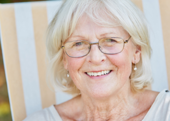 Gerda (73): “Ik zie mijn pensioen als vakantiegeld, maar mijn kinderen vinden dat ik moet sparen”