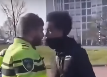 Jongen op fatbike gaat strijd aan met agent: De agent pakt hem vervolgens even goed aan!