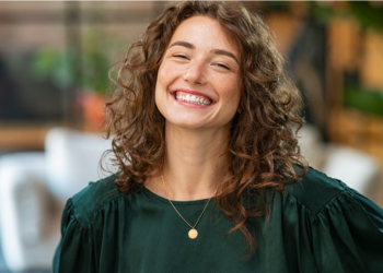 Linda (27) kiest voor een leven zonder kinderen: “Iedereen zegt dat ik spijt ga krijgen, maar ik weet dat het de juiste keuze is.”