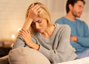 Inge: “Mijn man wil een open relatie, maar accepteert de gevolgen niet”