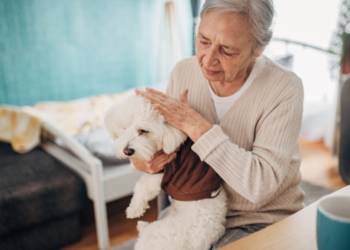 Merel komt haar belofte niet na: “Ik neem de hond van mijn moeder toch niet echt in huis?”