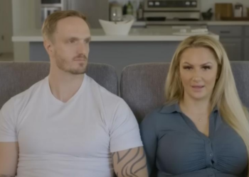 Traditionele huisvrouw laat man met andere vrouwen slapen om hem gelukkig te houden