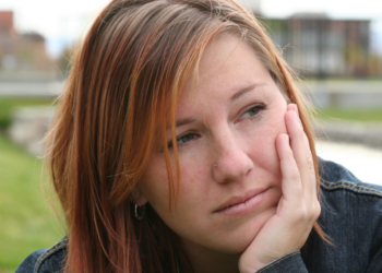 Anita kan geen cadeautjes kopen voor de klasgenootjes van haar zoon: “Iedereen denkt dat we gierig zijn”