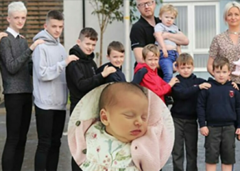 Bijzonder: Na 10 jongens, verwelkomt deze 39-jarige moeder eindelijk een meisje