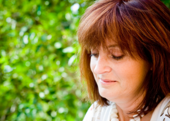 Claudia: “Mijn zoon (18) dreigt om bij mijn ex-partner te wonen als ik geen auto voor hem koop”