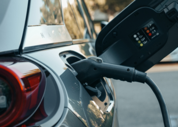 In Nederland rijden inmiddels een een half miljoen volledig elektrische auto’s