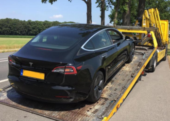 Schokkende studie: Elektrische auto’s hebben méér problemen dan benzineauto’s