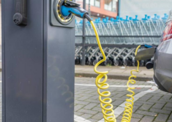 In cijfers: “Markt elektrische auto’s stort in elkaar”