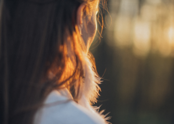 Fleur is teleurgesteld: “Mijn ouders helpen mij niet financieel, terwijl zij het wel heel breed hebben”