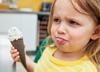 Simone: “Mijn 7-jarige dochter liegt vaak tegen me, wat kan ik doen?”