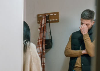 Ahmed: “Ik wil scheiden van mijn vrouw als ze zich niet bekeert tot de islam”