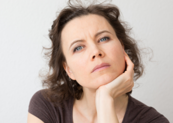 Karin (41): “Ik wil dat mijn man ontslag neemt om voor de kinderen te zorgen, maar hij wil dat niet”