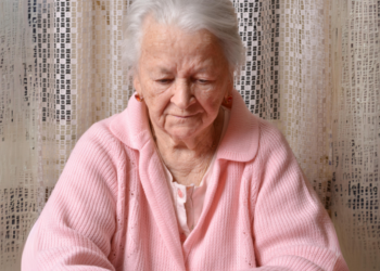 Marian (73) mag haar kleinkinderen niet meer zien: “Ik mis ze nog elke dag”