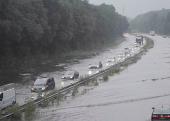 Opwarming van de aarde zorgde voor extreme regenval deze zomer: “Dat kan erg gevaarlijk worden”