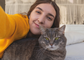 Sophie moet kiezen tussen haar kat en haar vriend: “Hij heeft mij een ultimatum gesteld”
