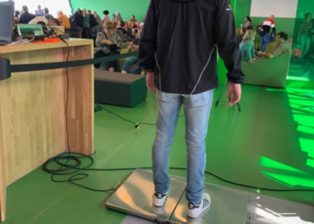 Vliegmaatschappij introduceert wegen van passagiers voor het instappen: “Alles voor de veiligheid”