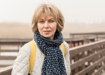 Linda (48): “Na de ruzie over de erfenis zie ik mijn zussen niet meer”