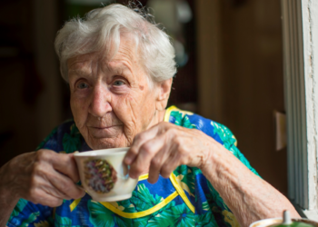 Agnes (85): “Mijn dochter wil niet dat ik te veel geld uitgeef, omdat er anders niets meer van de erfenis overblijft”