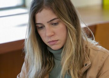 Ariane (31): “Het is over met mijn partner, maar ik heb nog 50 euro van hem tegoed”