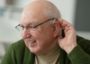 Barend (61): “Ik kan soms niet naar de apotheek omdat het te duur is”