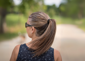 Cindy (49): “De erfenis van onze ouders verwoestte onze band”