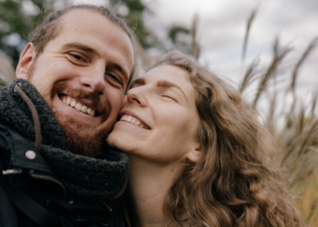 Diane (32): “Moet ik het slikken om elke rekening te splitten, terwijl mijn vriend meer verdient dan ik?”
