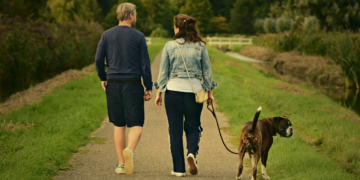 Femke (34): “Ik verdien meer dan mijn vriend en hij kan dat totaal niet hebben”