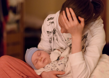 Isabel (33): “Mijn kinderen zijn altijd om me heen en ik word er soms helemaal gek van”