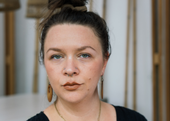 Leonie (36): “Het is 2024 en cafetaria’s hebben nog steeds niets voor vegans, waarom niet?”