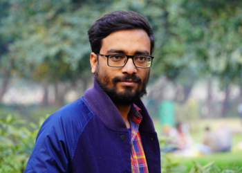 Ravi (42): “Ik heb al mijn geld besteed aan een auto, en nu heb ik financiële problemen”